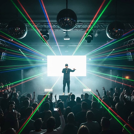 Клубы и вечеринки