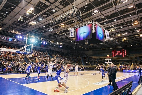 �������& �������